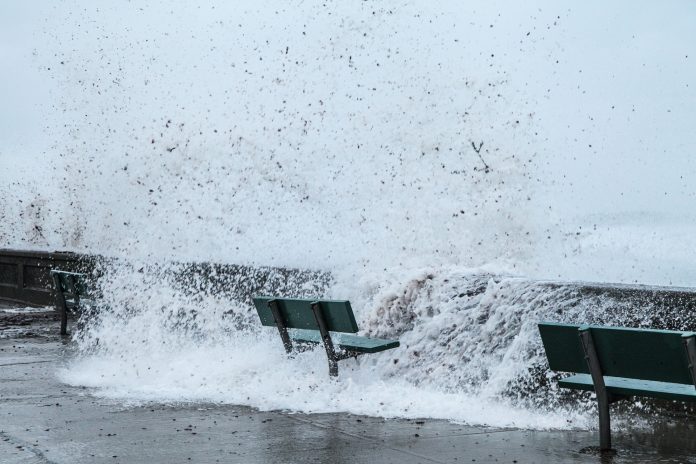 storm-3736011_1920
