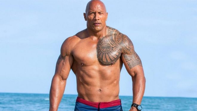 Dwayne Johnson se ha hecho un nombre com actor y productor Dwayne Johnson se ha hecho un nombre com actor y productor