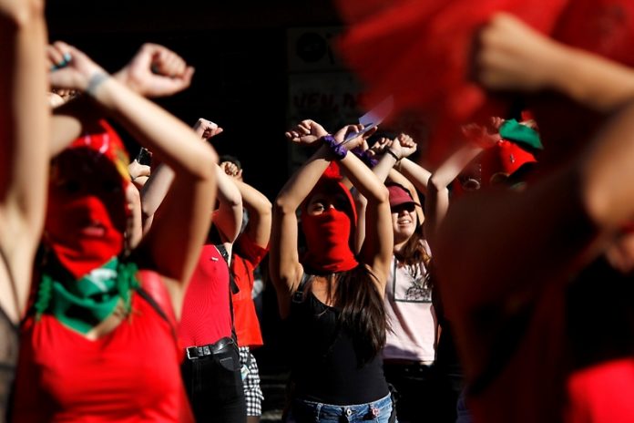 El precio de protestar en chile el nuevo corto nominado al Emmy El precio de protestar en chile el nuevo corto nominado al Emmy