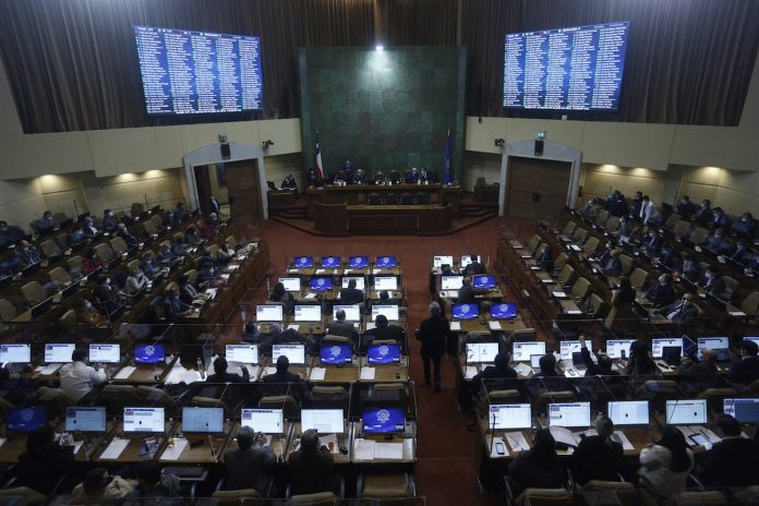 En la derecha han marcado su posición contraria al cuarto retiro de fondos de las AFP En la derecha han marcado su posición contraria al cuarto retiro de fondos de las AFP