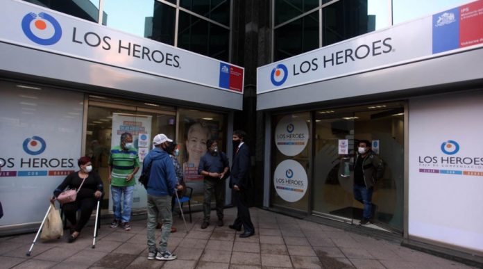 IFE-Universal-aumentado-y-extendido-696x398 Revisa si tienes un pago en exceso.