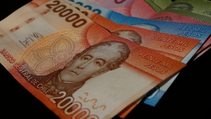 El IFE Laboral y el IFE Universal no son excluyentes, sino complementarios. El IFE Laboral y el IFE Universal no son excluyentes, sino complementarios.