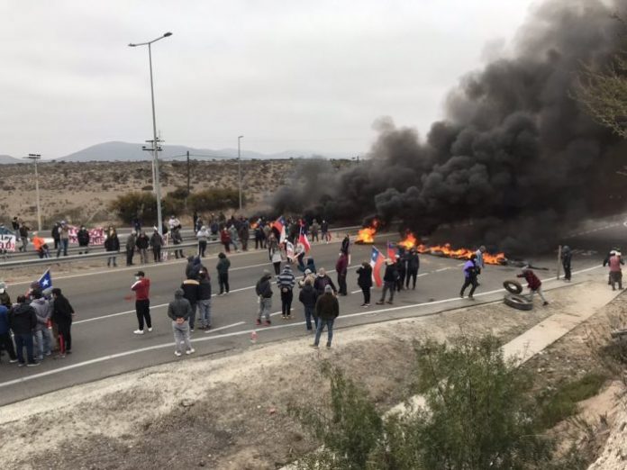 Pescadores de Coquimbo protestaron por el Bono Pyme Pescadores de Coquimbo protestaron por el Bono Pyme