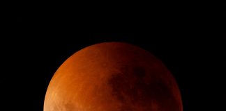 El próximo eclipse lunar podrá ser visto desde todo Chile