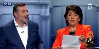Momento del debate presidencial en que Provoste encara a Sichel con información de Wikipedia