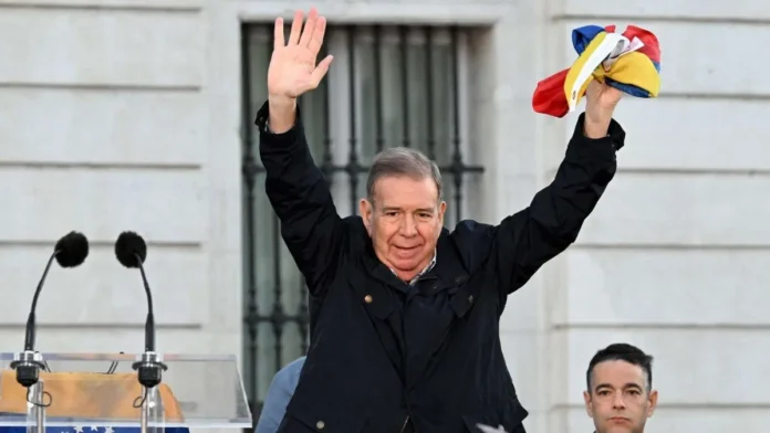 Edmundo González Urrutia en la manifestación de la oposición venezolana en Madrid. Edmundo González Urrutia en la manifestación de la oposición venezolana en Madrid.