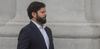 El presidente Gabriel Boric testifica voluntariamente en el caso Monsalve en La Moneda.