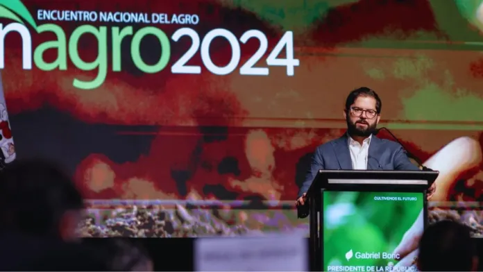 Presidente Boric anuncia diálogos con Bolivia sobre migración irregular. Presidente Boric anuncia diálogos con Bolivia sobre migración irregular.