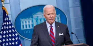 Biden insta a Israel a considerar opciones antes de atacar campos petroleros en Irán.