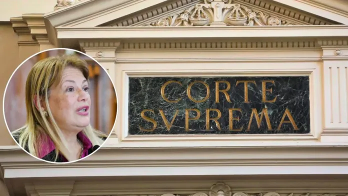 Suprema confirma la destitución de Ángela Vivanco por mal comportamiento laboral. Suprema confirma la destitución de Ángela Vivanco por mal comportamiento laboral.
