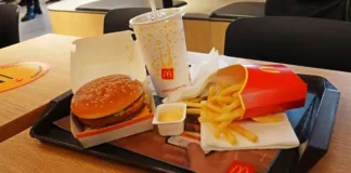 Las acciones de McDonald's caen tras brotes de intoxicación en EE.UU.