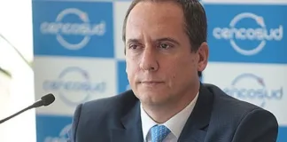 Corte rechaza anular multa a exgerente de Cencosud por uso de información privilegiada.