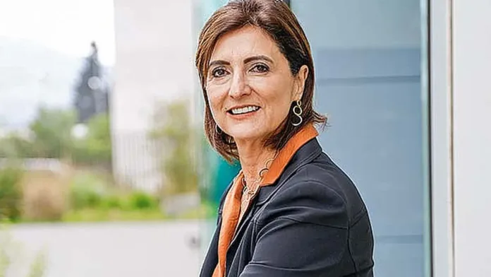 Janet Awad: "El líder es quien articula Janet Awad: "El líder es quien articula