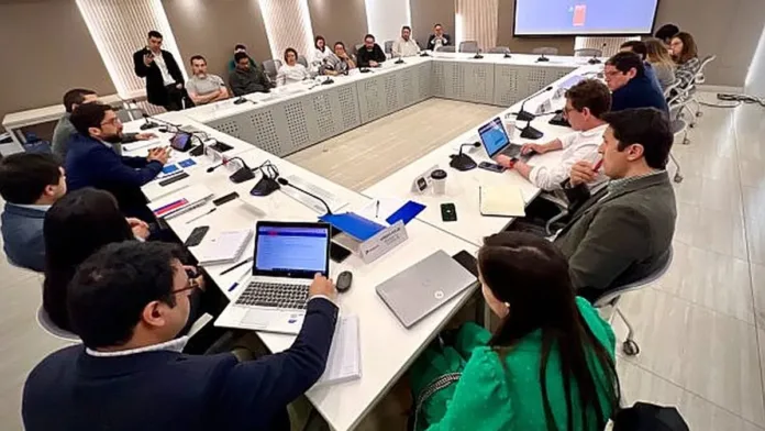 SII exige a empresas extranjeras emitir boletas de honorario en Chile. SII exige a empresas extranjeras emitir boletas de honorario en Chile.