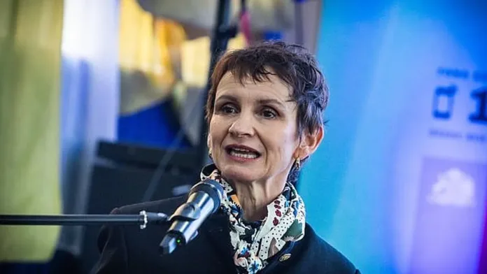 La Cámara de Diputados rechaza la acusación contra la ministra Tohá por poco. La Cámara de Diputados rechaza la acusación contra la ministra Tohá por poco.