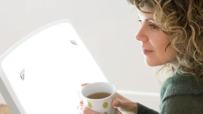 La terapia de luz brillante: una solución efectiva para la depresión. La terapia de luz brillante: una solución efectiva para la depresión.