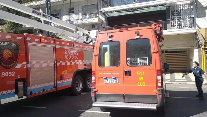 Incendio en Palermo: bebé y dos mujeres afectadas por inhalación de humo. Incendio en Palermo: bebé y dos mujeres afectadas por inhalación de humo.
