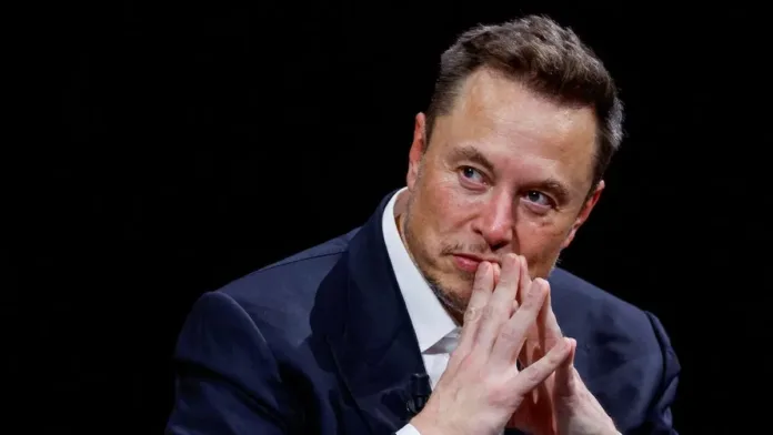 Elon Musk adquiere AirTags para optimizar la gestión de Twitter y su logística. Elon Musk adquiere AirTags para optimizar la gestión de Twitter y su logística.