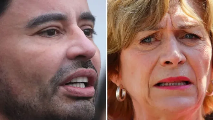 Rodolfo Carter arremete contra Evelyn Matthei por un supuesto ninguneo. Rodolfo Carter arremete contra Evelyn Matthei por un supuesto ninguneo.