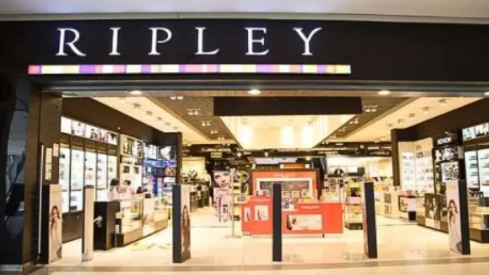 Sernac exige a Ripley compensar a consumidores por cobro de retiro en tienda. Sernac exige a Ripley compensar a consumidores por cobro de retiro en tienda.