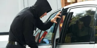 Descubre el ingenioso método de robo de autos sin violencia en la actualidad.