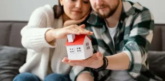 Descubre el sueldo necesario para adquirir un departamento en Santiago.