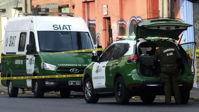 Bebé de 3 meses en riesgo vital tras choque en carrera clandestina en Temuco. Bebé de 3 meses en riesgo vital tras choque en carrera clandestina en Temuco.