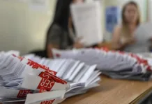 Consulta si fuiste elegido vocal de mesa en el Servel para las próximas elecciones.