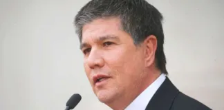 Monsalve renuncia tras acusaciones de abuso sexual: 'Demostraré mi inocencia'.