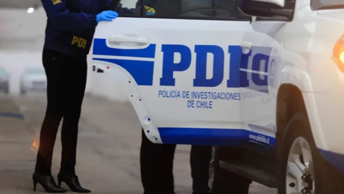 Detienen a TENS por abuso sexual a adolescente en bus; confiesa tras su arresto. Detienen a TENS por abuso sexual a adolescente en bus; confiesa tras su arresto.