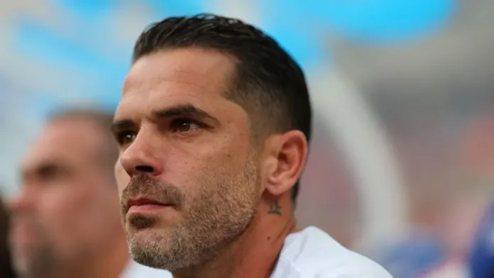 Gago analiza posibles refuerzos para fortalecer el plantel de Boca Juniors. Gago analiza posibles refuerzos para fortalecer el plantel de Boca Juniors.