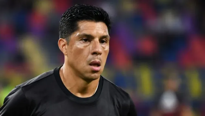Descubre la conmovedora historia de Enzo Pérez y su infancia llena de desafíos. Descubre la conmovedora historia de Enzo Pérez y su infancia llena de desafíos.