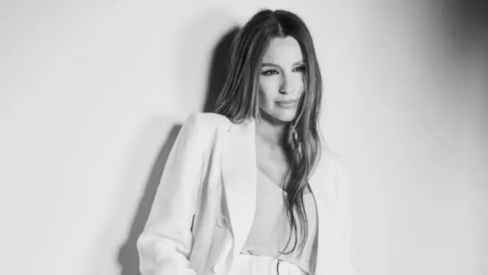 Pampita comparte un mensaje de resiliencia tras su quiebre matrimonial.