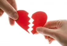 La pareja del espectáculo nacional anuncia su separación tras meses de rumores.