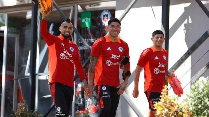 Ricardo Gareca convoca a nuevo jugador de Colo Colo para enfrentar a Perú y Venezuela. Ricardo Gareca convoca a nuevo jugador de Colo Colo para enfrentar a Perú y Venezuela.