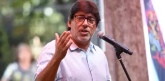 Jadue denuncia un "montaje" en el caso Farmacias Populares tras chats revelados.