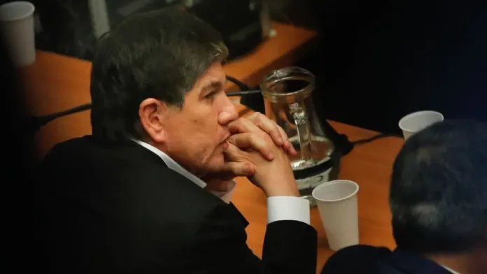 La formalización de Manuel Monsalve se reprograma para la próxima semana. La formalización de Manuel Monsalve se reprograma para la próxima semana.