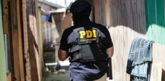 PDI y Carabineros arrestan a dos por homicidio frustrado y porte ilegal de armas.
