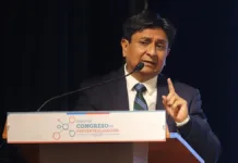 El Gobernador de Antofagasta destaca su inversión en soluciones para la ciudadanía.