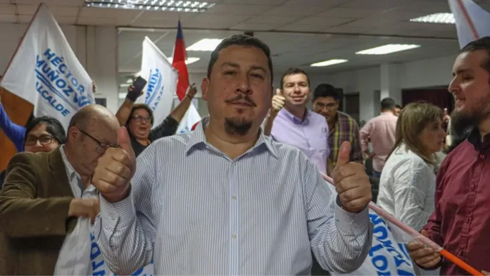 Héctor Muñoz reafirma su compromiso con la Diversidad y su oficina abierta. Héctor Muñoz reafirma su compromiso con la Diversidad y su oficina abierta.