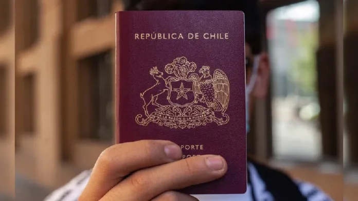Detención de chilenos en EE.UU. reaviva dudas sobre la Visa Waiver. Detención de chilenos en EE.UU. reaviva dudas sobre la Visa Waiver.