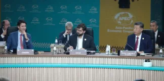 Boric aboga por la unidad global frente al aislacionismo en APEC 2024.