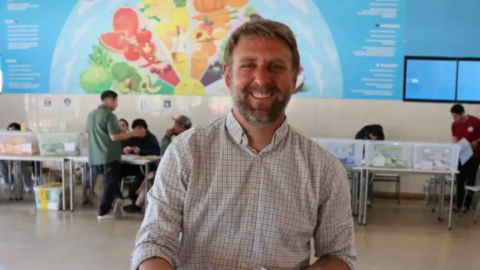 RN respalda a Fernando Ugarte como candidato a gobernador en O'Higgins. RN respalda a Fernando Ugarte como candidato a gobernador en O'Higgins.