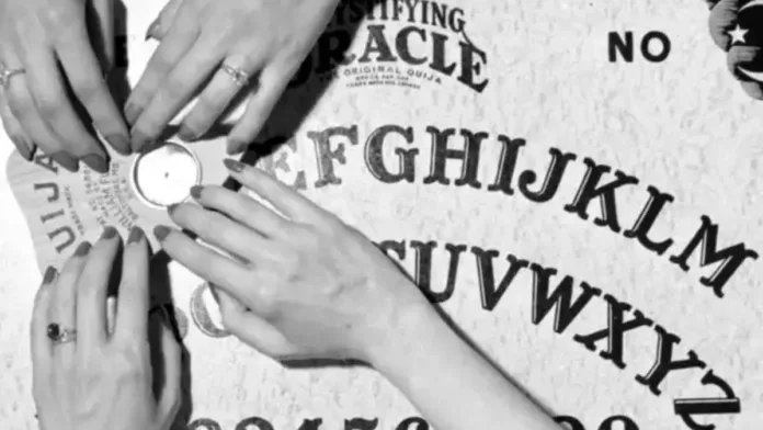 Descubre el enigma de la ouija: terror Descubre el enigma de la ouija: terror