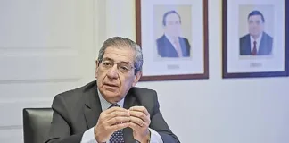 Fernando Alvear: "El desafío es lograr un país que vuelva a crecer".