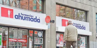 Harding demanda a ejecutivos de Walgreens por información falsa en la venta de Farmacias Ahumada.