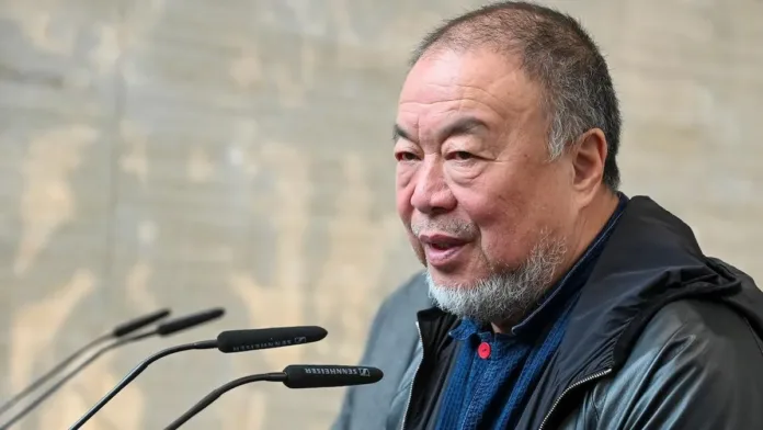 Ai Weiwei: "Los recuerdos y sentimientos superan a la IA en la creación artística" Ai Weiwei: "Los recuerdos y sentimientos superan a la IA en la creación artística"