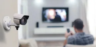 Expertos revelan que dispositivos inteligentes espían y almacenan datos sin consentimiento.