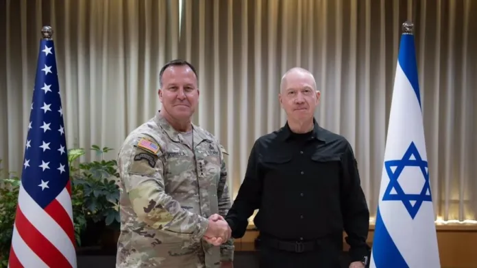 El Jefe del Comando Central de EEUU supervisa el sistema antimisiles en Israel. El Jefe del Comando Central de EEUU supervisa el sistema antimisiles en Israel.
