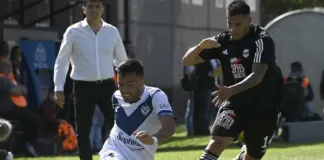 Vélez empató con Riestra